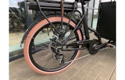 Vogue Troy Elektrische Bakfiets Zwart/Bruin -Fiets Serie Winkel 6b9c6701868ddb406de13ed47178aeb16ab5b425f99a427b9d43c2af45bb79e1