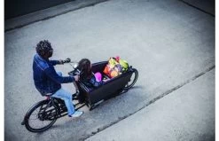 Urban Arrow Family Cargo Line Zwart -Fiets Serie Winkel c1f9916e11d8548ea978b52bfb6ca5247cb84a596741b29ea0eaf13c0bc0c711 1