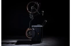 Cangoo Keewee E-bakfiets -Fiets Serie Winkel popal 5 staand zijaanzicht centered 569d