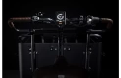 Cangoo Keewee E-bakfiets -Fiets Serie Winkel popal 8 stuur en handlebar display aan c14c